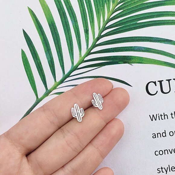 Cactus Stud Earrings - Picture 3 of 4
